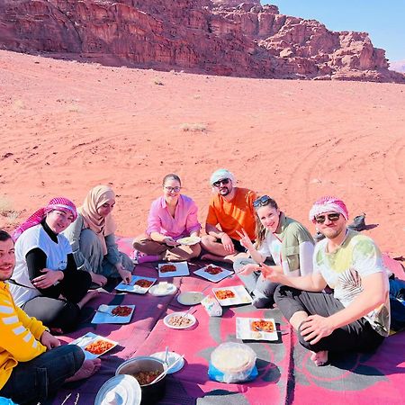 Wadi Rum Bubble Camp & Tour Εξωτερικό φωτογραφία