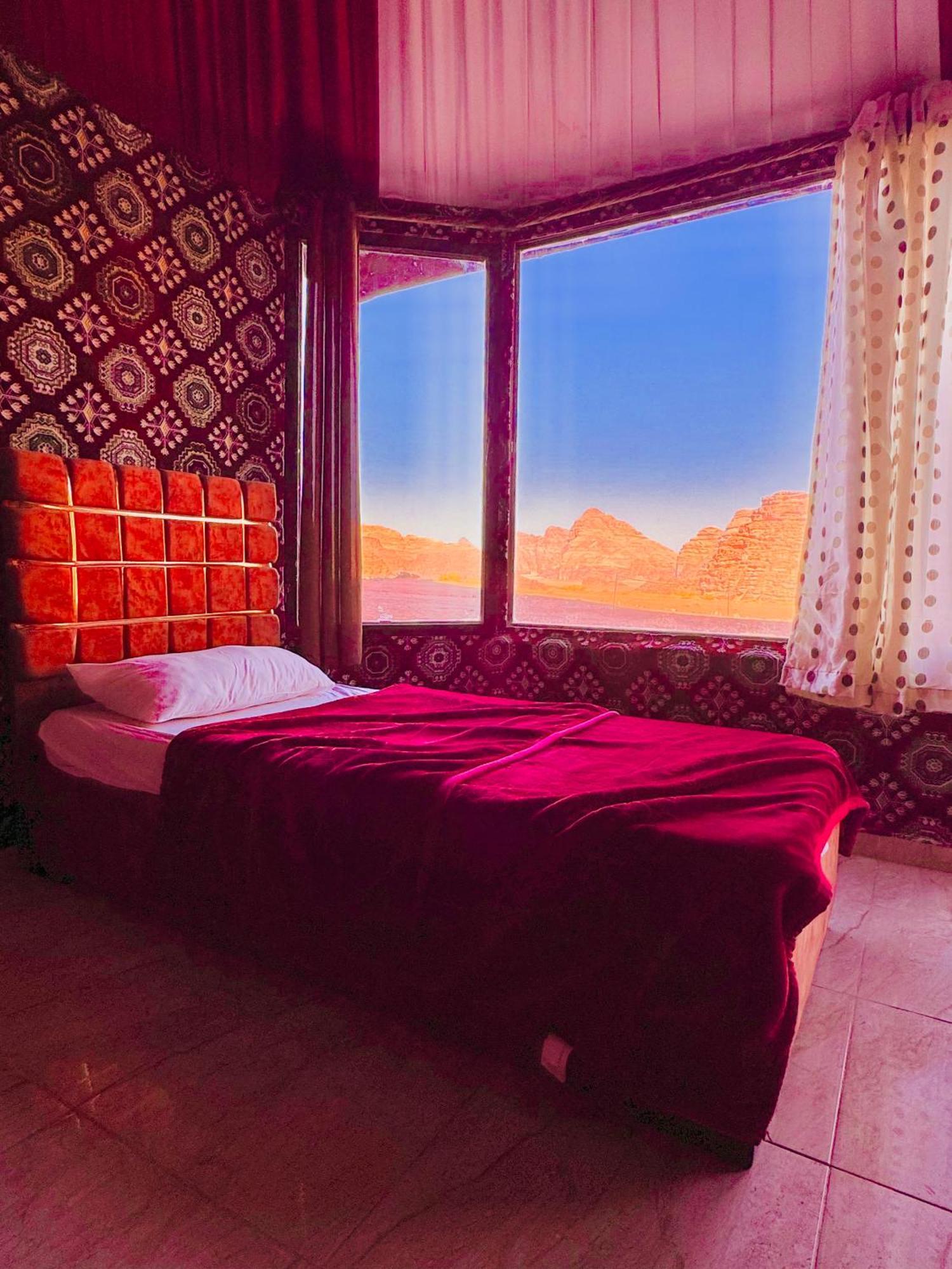 Wadi Rum Bubble Camp & Tour Εξωτερικό φωτογραφία