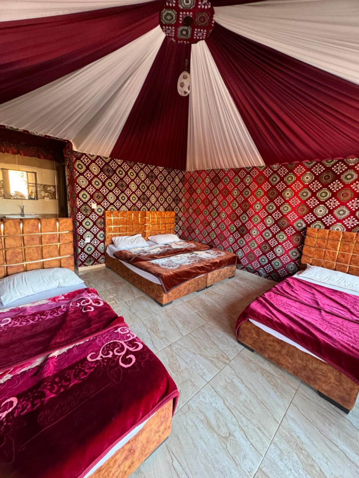 Wadi Rum Bubble Camp & Tour Εξωτερικό φωτογραφία