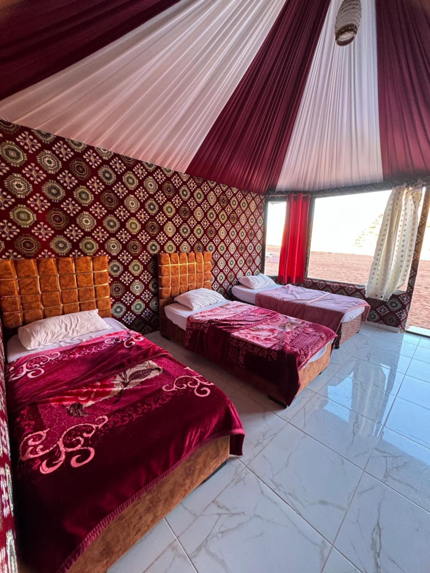 Wadi Rum Bubble Camp & Tour Εξωτερικό φωτογραφία