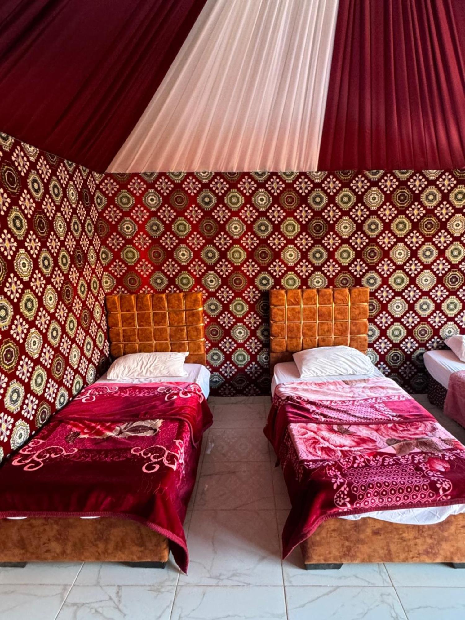 Wadi Rum Bubble Camp & Tour Εξωτερικό φωτογραφία