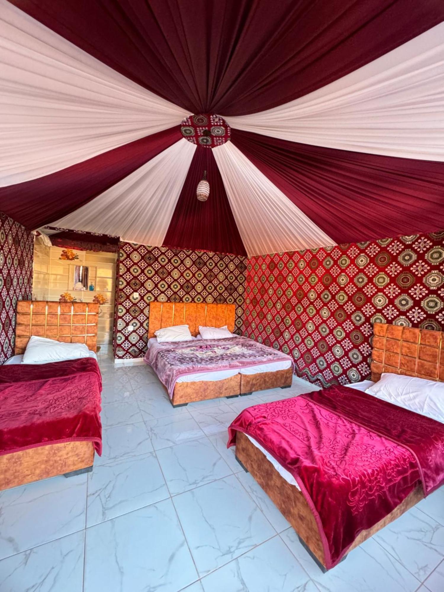 Wadi Rum Bubble Camp & Tour Εξωτερικό φωτογραφία