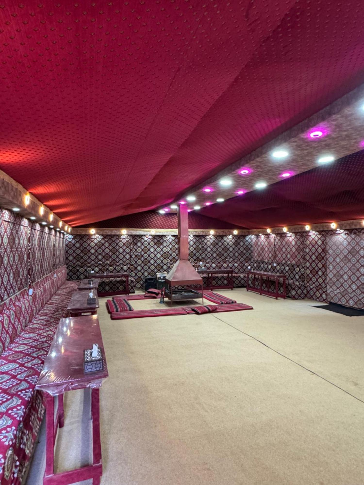 Wadi Rum Bubble Camp & Tour Εξωτερικό φωτογραφία