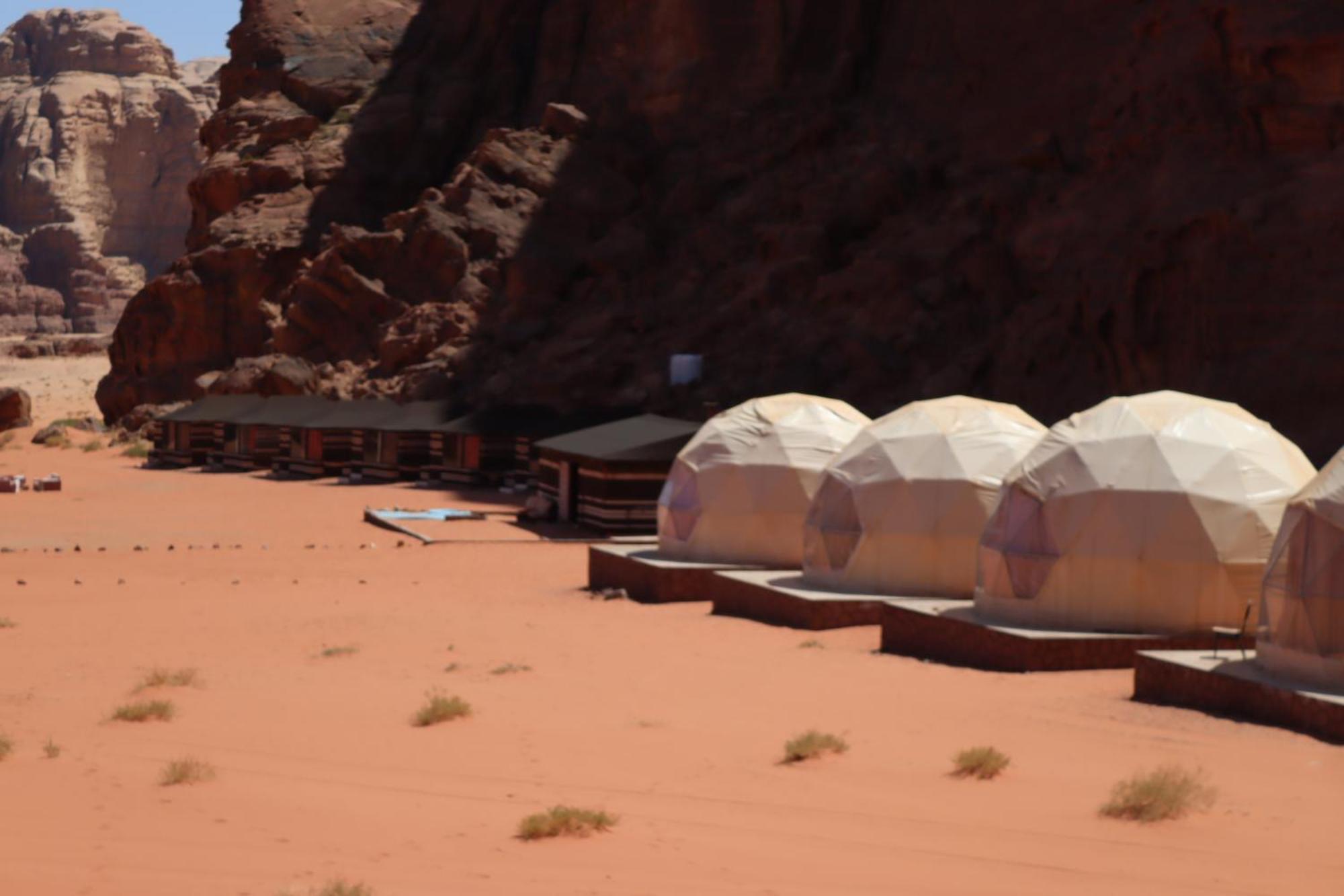 Wadi Rum Bubble Camp & Tour Εξωτερικό φωτογραφία