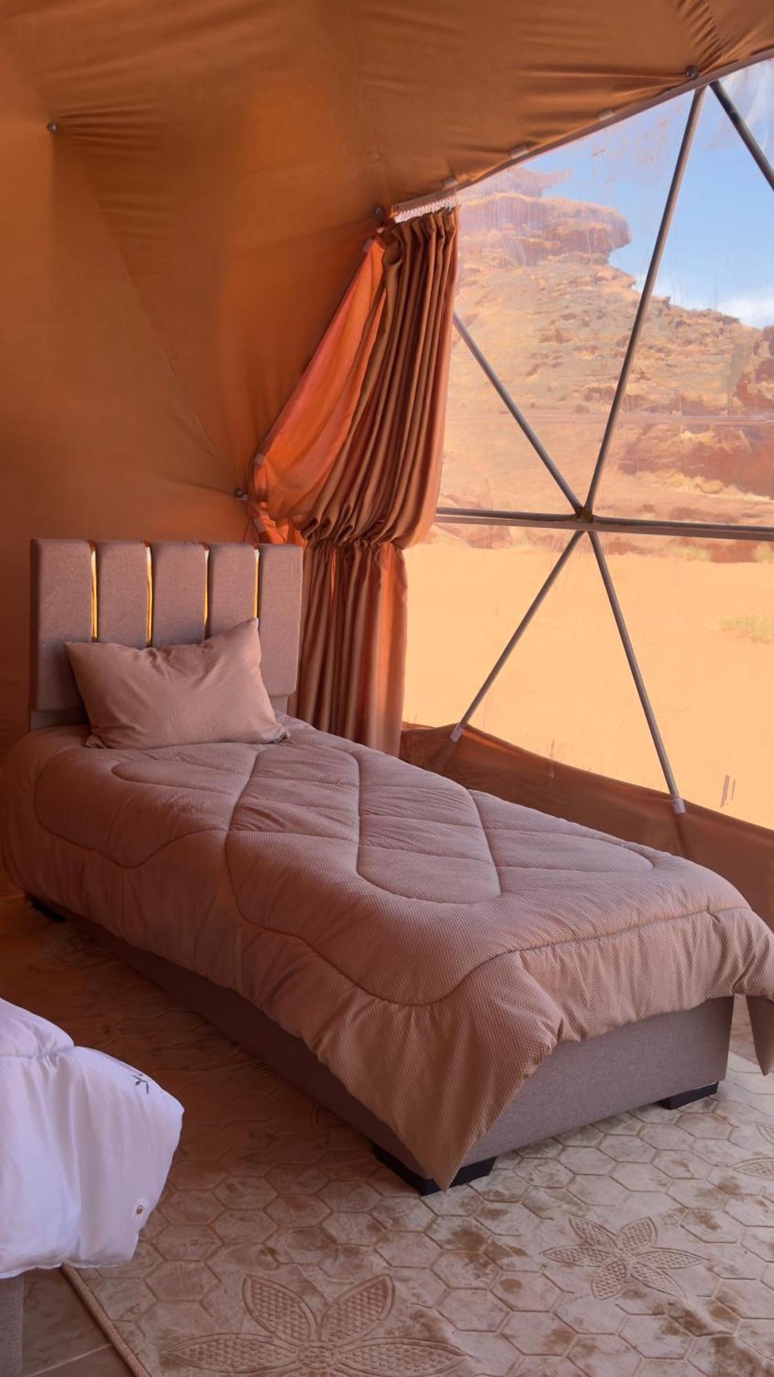 Wadi Rum Bubble Camp & Tour Εξωτερικό φωτογραφία