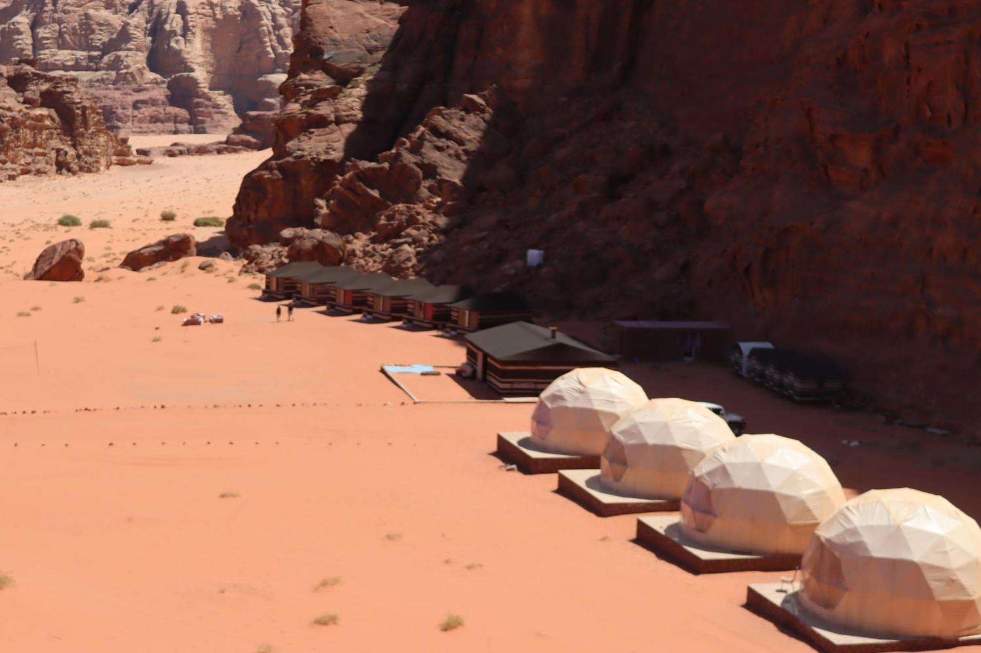 Wadi Rum Bubble Camp & Tour Εξωτερικό φωτογραφία