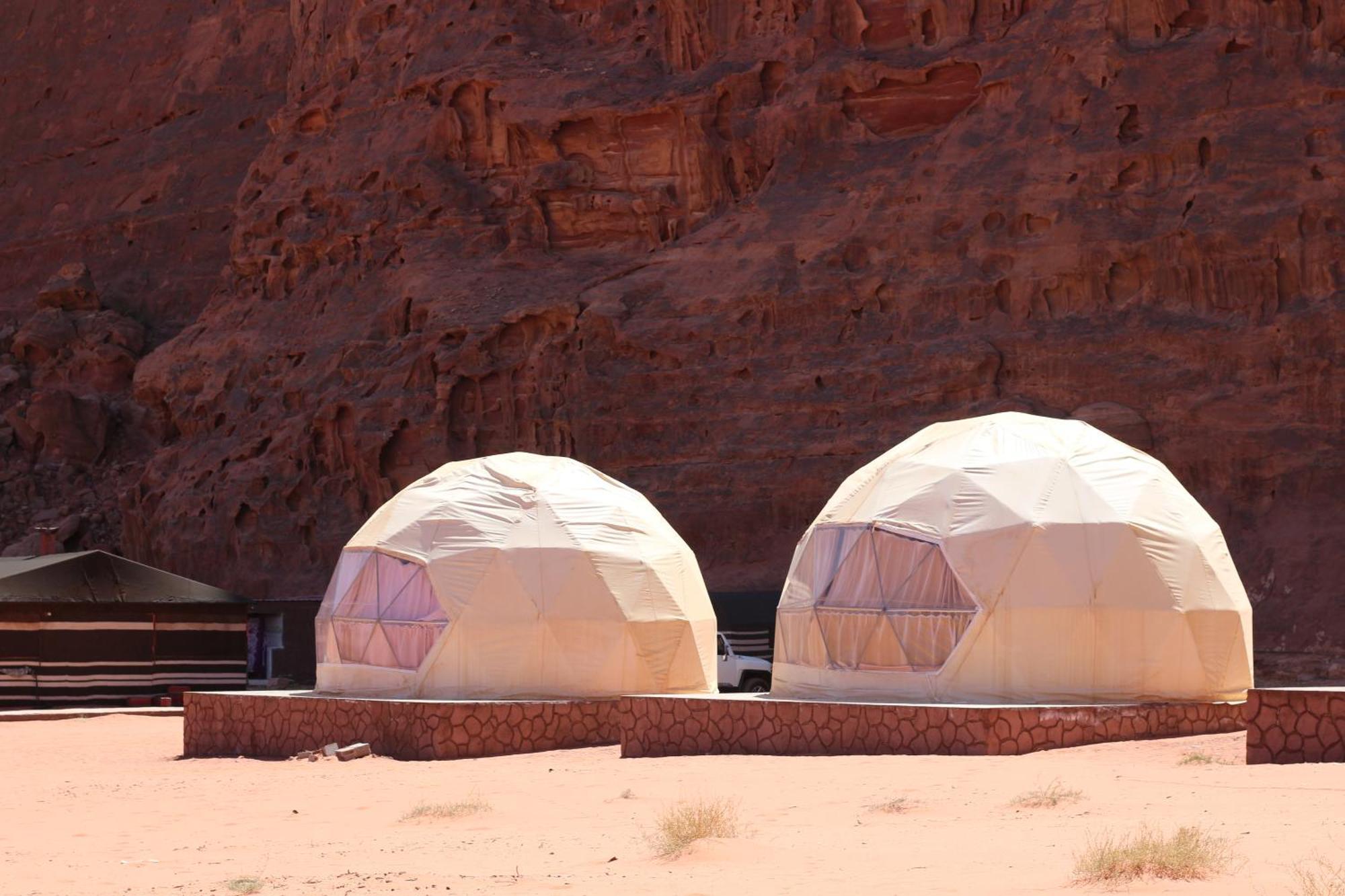 Wadi Rum Bubble Camp & Tour Εξωτερικό φωτογραφία
